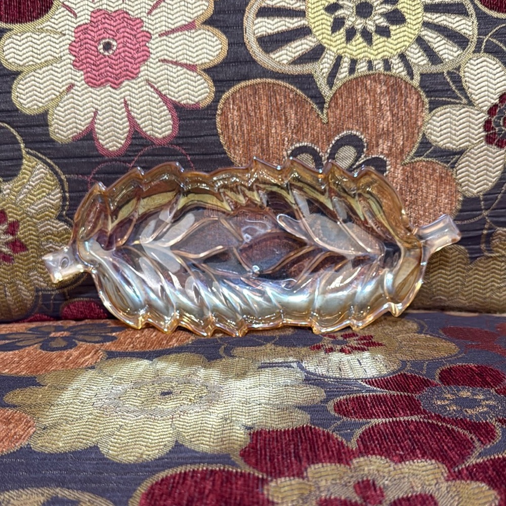 Carnival Type Leaf-Shaped Glass Dish